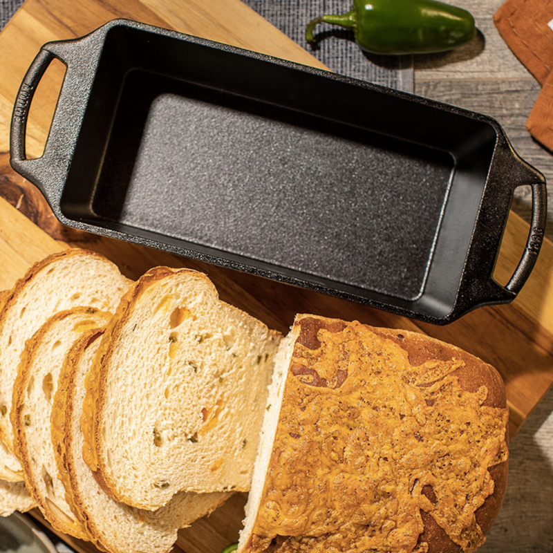 Lodge 10 x 5 Inch Seasoned Cast Iron Large Loaf Pan