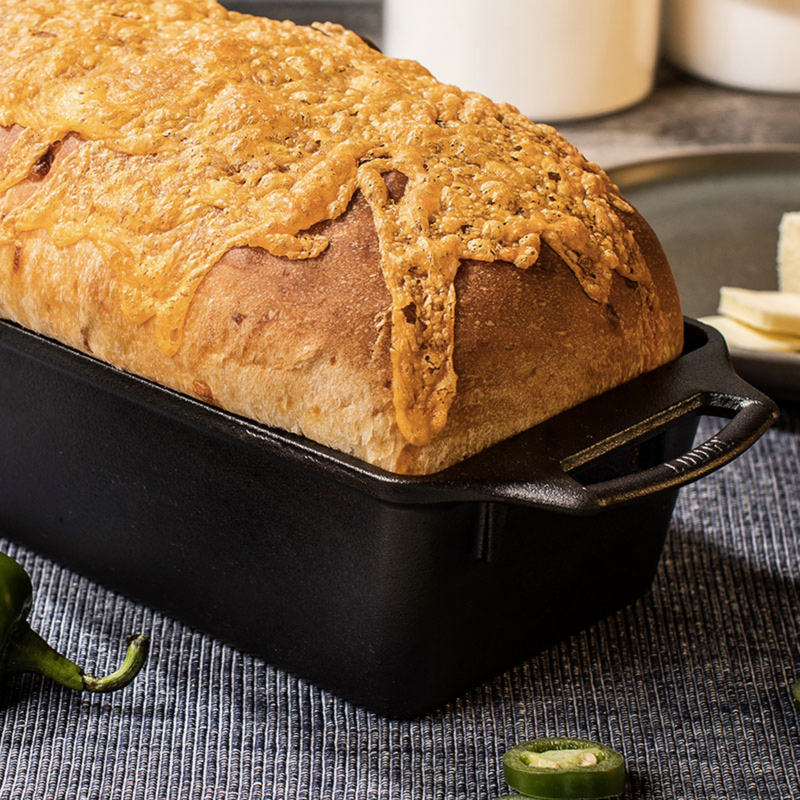 Lodge 10 x 5 Inch Seasoned Cast Iron Large Loaf Pan