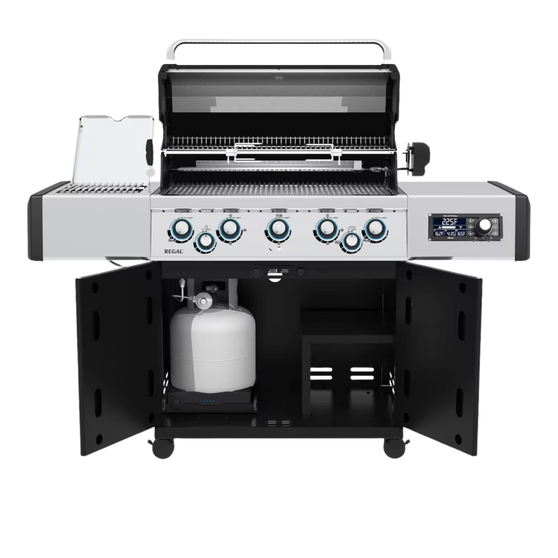Broil King Regal Q 590 Pro IR Propane Grill | GW STORE