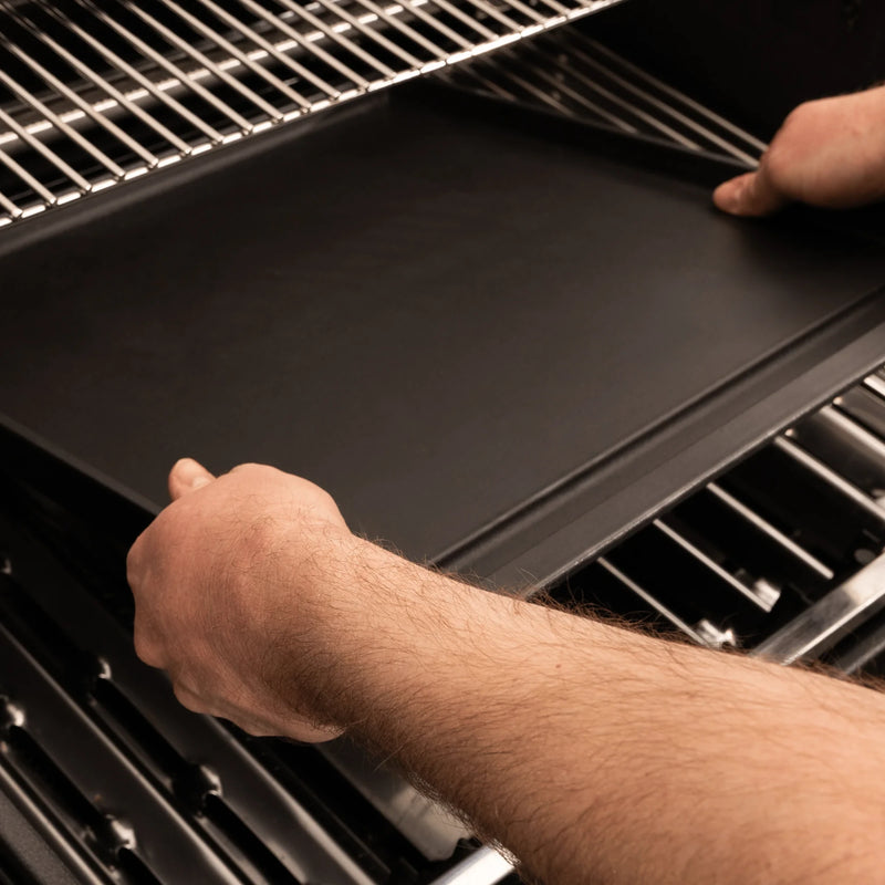 Broil King Cast Iron Plancha for Baron/Crown | GW STORE