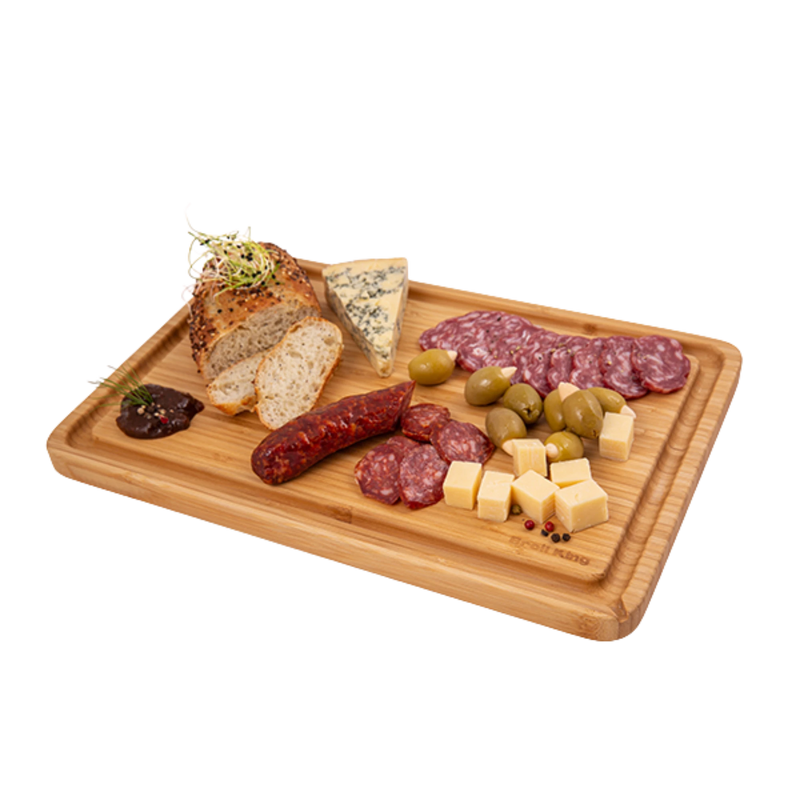 Broil King Baron Bamboo Cutting Board | GW STORE