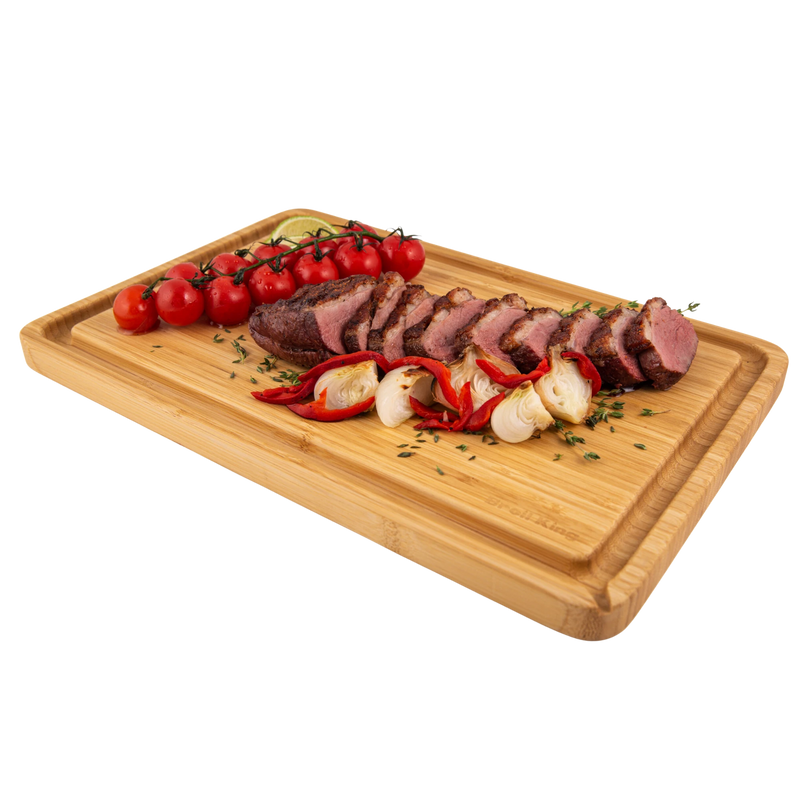 Broil King Baron Bamboo Cutting Board | GW STORE