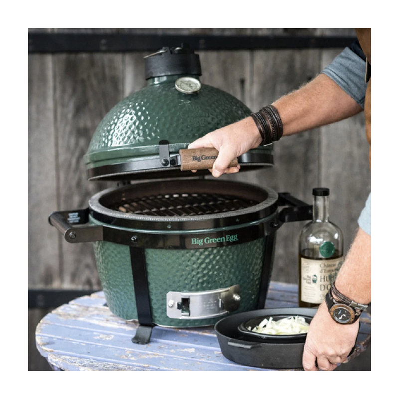 Big Green Egg MiniMax Charcoal Grill