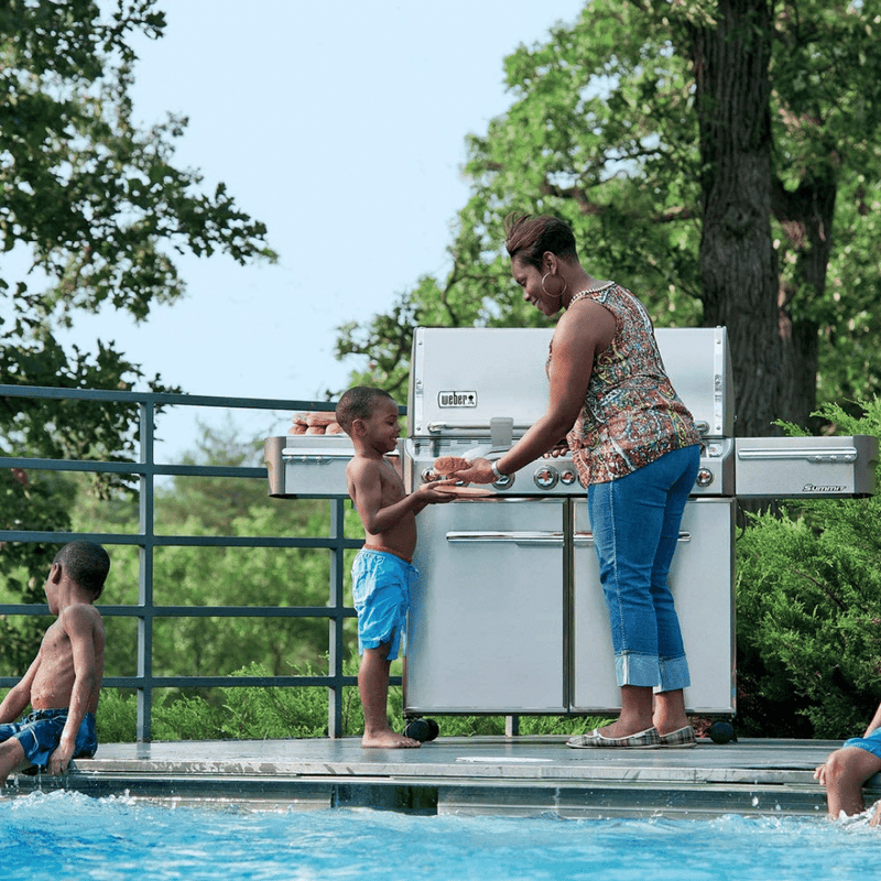 Weber Summit® S-670 Gas Grill (Liquid Propane)